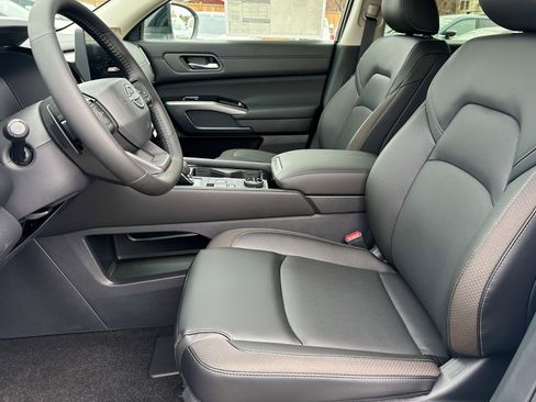 New 2026 Nissan Pathfinder SL AWD/4WD image 25