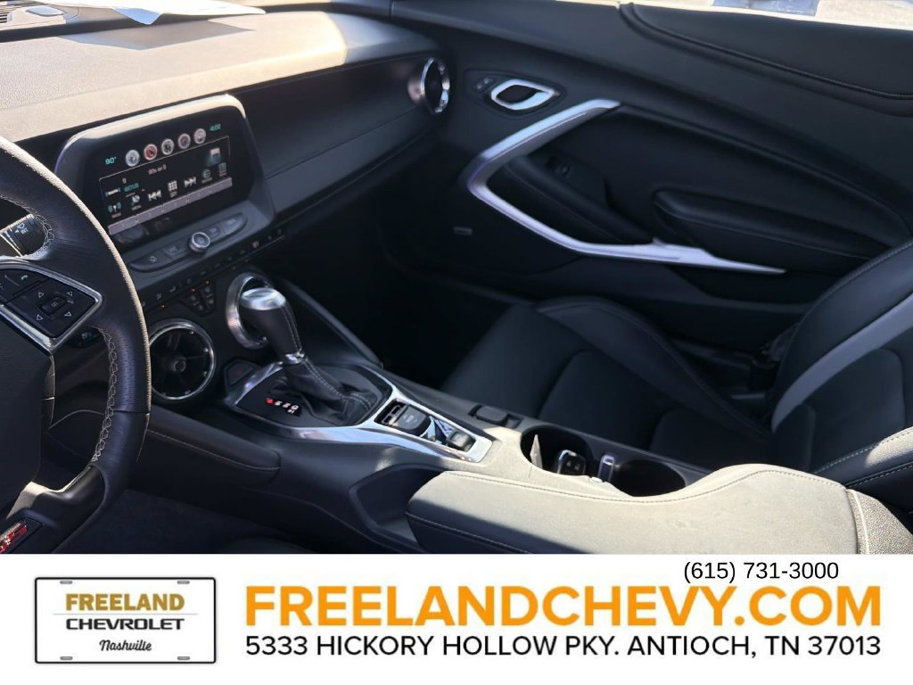 Used 2018 Chevrolet Camaro SS RWD image 16