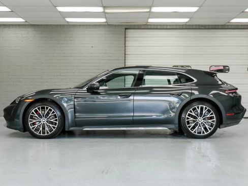Used 2022 Porsche Taycan 4S AWD/4WD image 4