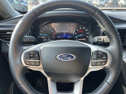 Certified 2024 Ford Explorer XLT AWD/4WD image 22