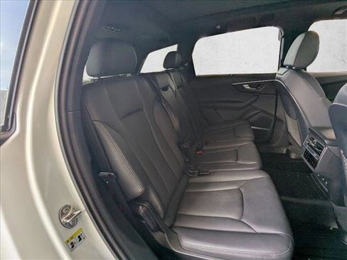 Used 2023 Audi Q7 2.0T Premium Plus w/ Premium Plus Package image 23