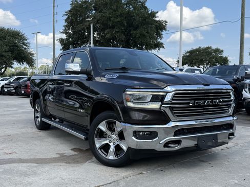 Used 2019 RAM 1500 Laramie RWD image 2