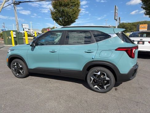New 2026 Kia Seltos EX image 5