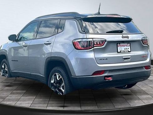 Used 2017 Jeep Compass Trailhawk w/ Leather Interior Group AWD/4WD image 4