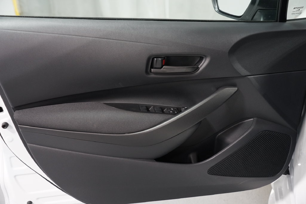 New 2027 Toyota Corolla LE FWD image 28