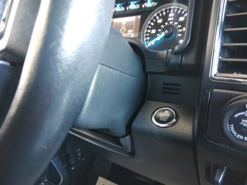 Used 2020 Ford Expedition Max XL AWD/4WD image 24