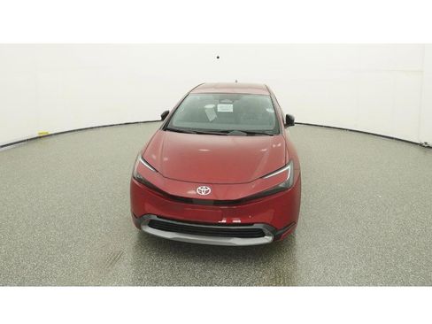 New 2026 Toyota Prius XLE FWD image 15