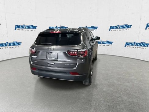Used 2023 Jeep Compass Limited w/ Elite Group AWD/4WD image 11