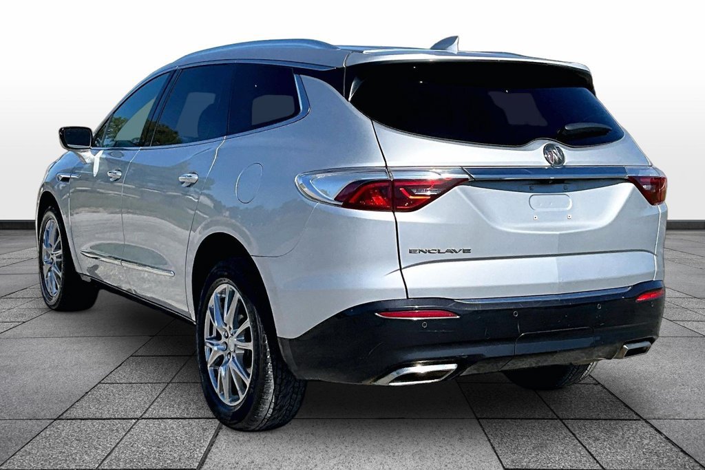 Used 2022 Buick Enclave Premium FWD image 9