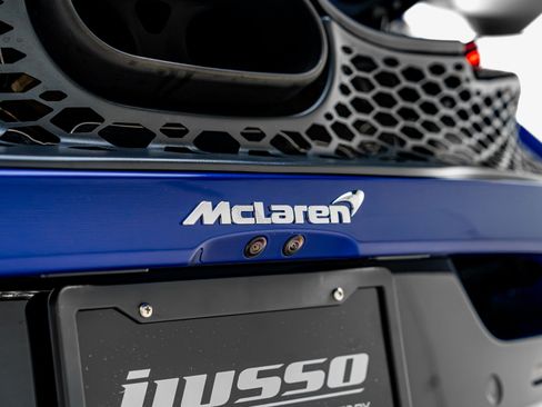 Used 2024 McLaren 750S Spider RWD image 39