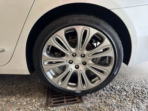 Used 2019 Buick LaCrosse Avenir w/ Driver Confidence Package II AWD/4WD image 10