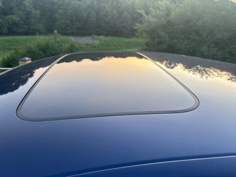 Used 2019 Honda Accord EX image 10