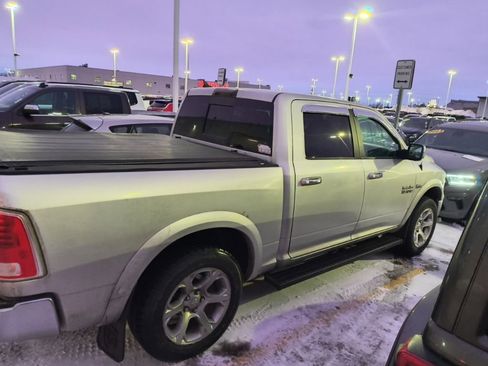 Used 2015 RAM 1500 Laramie image 10