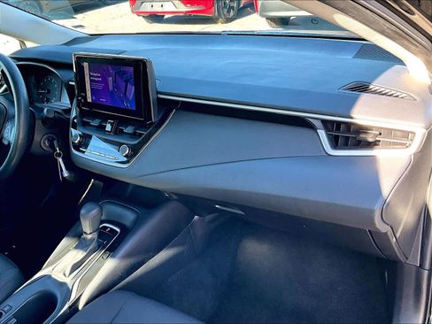 Used 2023 Toyota Corolla LE image 14