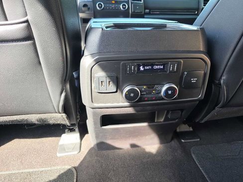 Used 2019 Ford Expedition Max Limited image 15