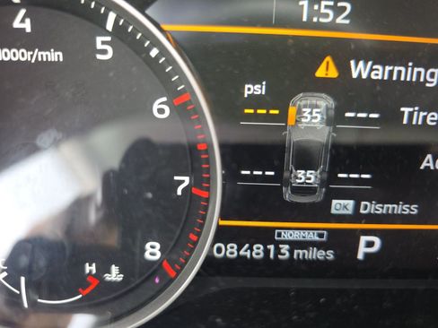 Used 2022 Mitsubishi Outlander SE FWD image 10