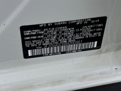 Used 2024 Subaru Crosstrek 2.0i Premium AWD/4WD image 12