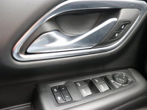 Used 2024 Chevrolet Tahoe LT image 16