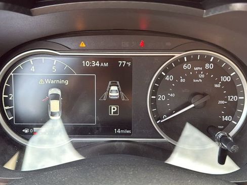 New 2025 Nissan Versa SV w/ Trunk Package image 24