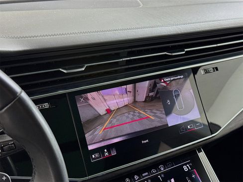 Used 2021 Audi Q8 Prestige w/ Prestige Package image 10