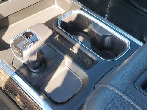Certified 2022 Chevrolet Silverado 1500 LT Trail Boss w/ LT Trail Boss Premium Package AWD/4WD image 21