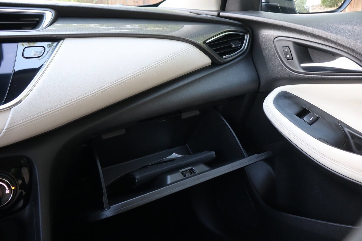 Used 2023 Buick Encore GX Preferred w/ Cold Weather Comfort Package FWD image 37