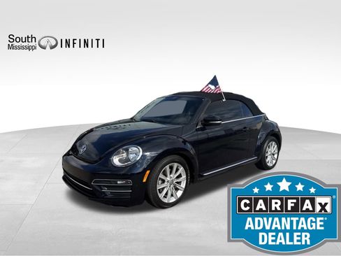 Used 2019 Volkswagen Beetle 2.0T SE image 2