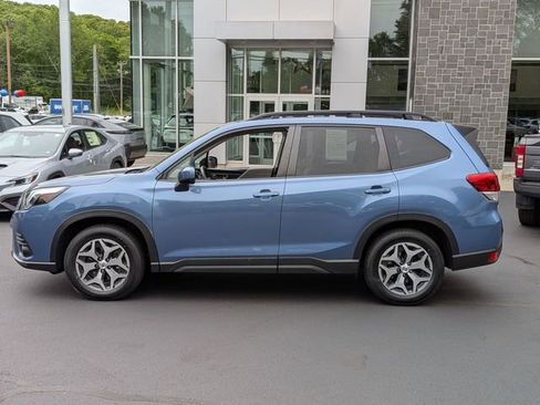 Used 2024 Subaru Forester Premium AWD/4WD image 7