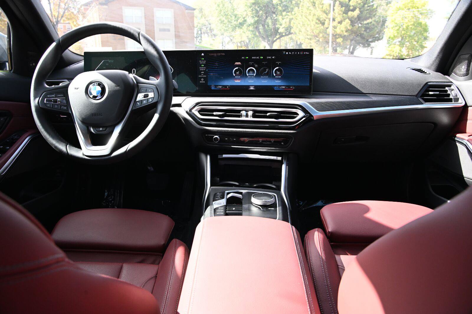 Used 2023 BMW 330i xDrive Sedan w/ Premium Package AWD/4WD image 23