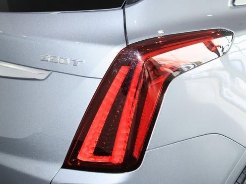 Certified 2024 Cadillac XT5 Luxury image 10