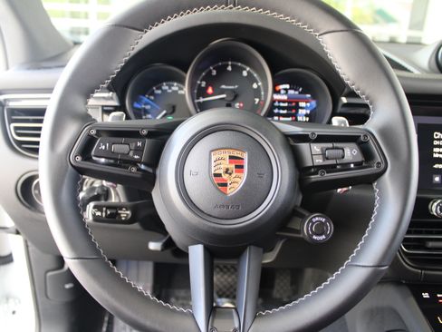 Certified 2026 Porsche Macan Turbo AWD/4WD image 18