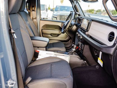 New 2026 Jeep Gladiator Sport AWD/4WD image 21