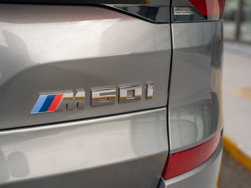 Used 2024 BMW X5 M60i image 6