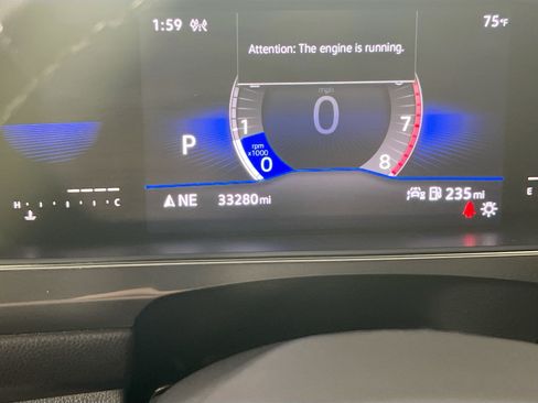 Used 2022 Volkswagen Tiguan SE image 12