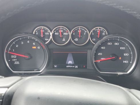 Used 2021 Chevrolet Tahoe Z71 image 13