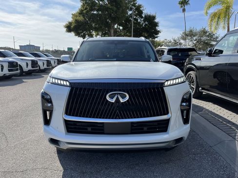 Used 2026 INFINITI QX80 Luxe w/ Cargo Package AWD/4WD image 9