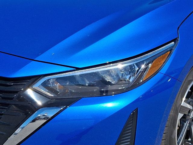 Used 2024 Nissan Sentra SV w/ All-Weather Package FWD image 9