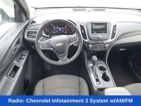 Used 2019 Chevrolet Equinox LT FWD image 2