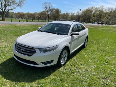 Used 2014 Ford Taurus SEL w/ Equipment Group 201A image 34