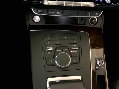 Used 2019 Audi Q5 2.0T Premium image 33