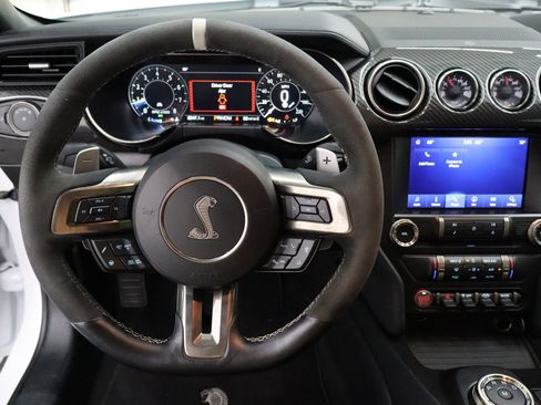 Used 2021 Ford Mustang Shelby GT500 w/ Technology Package image 19