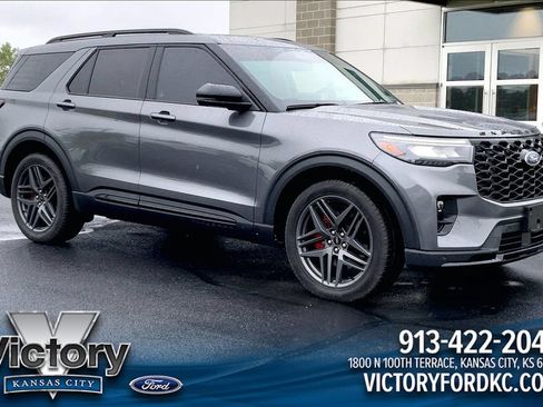 Used 2025 Ford Explorer ST w/ Sun And Sound Package AWD/4WD image 1