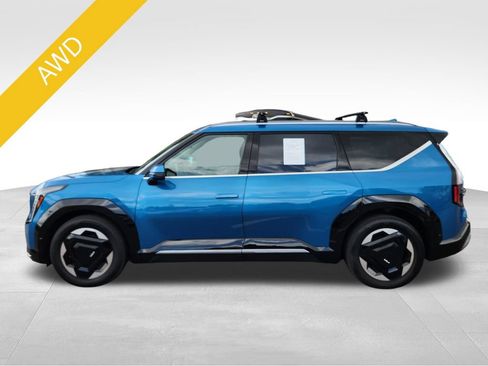 Certified 2024 Kia EV9 Land AWD/4WD image 2