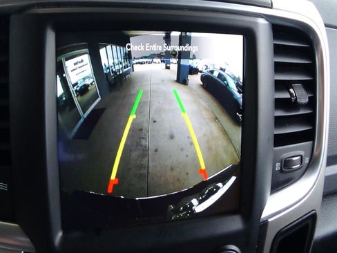 Used 2018 RAM 1500 Big Horn AWD/4WD image 26
