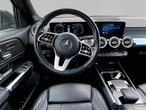 Used 2020 Mercedes-Benz GLB 250 image 5