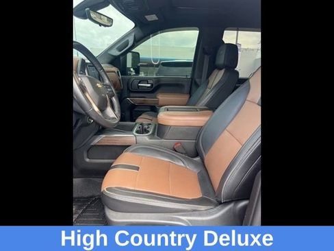 Used 2021 Chevrolet Silverado 2500 High Country w/ Z71 Off-Road Package AWD/4WD image 10