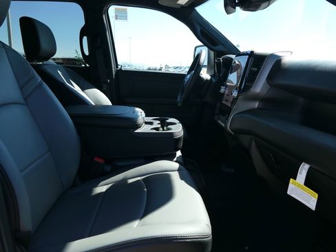 New 2026 RAM 3500 Tradesman AWD/4WD image 24