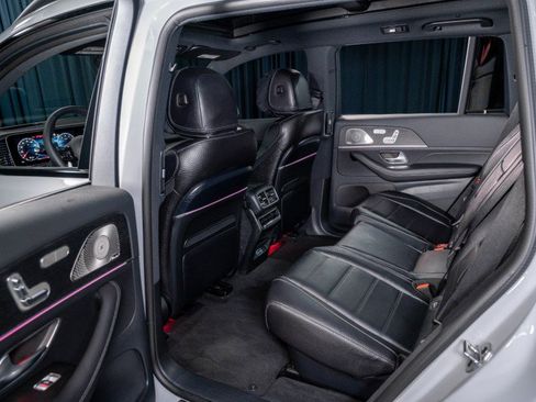 New 2026 Mercedes-Benz GLS 580 4MATIC image 30