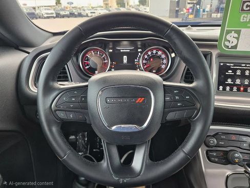 Used 2019 Dodge Challenger SXT RWD image 25