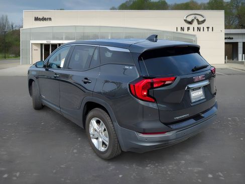 Used 2021 GMC Terrain SLE FWD image 5